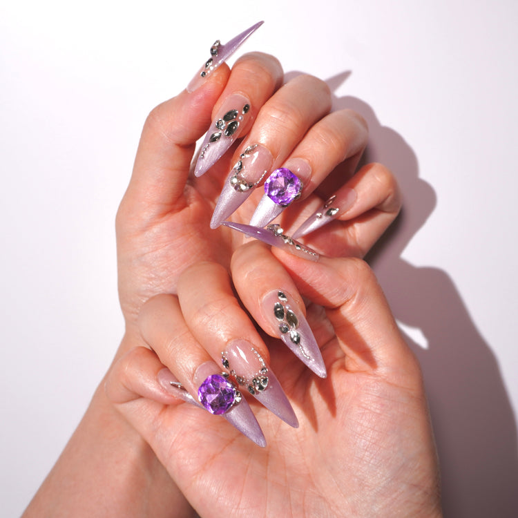 long nail art-she her aura