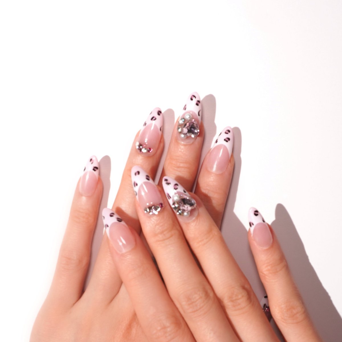 pink leopard print press on nail-sheheraura