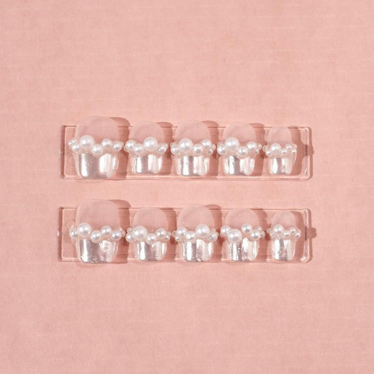short french tips fake nails-sheheraura