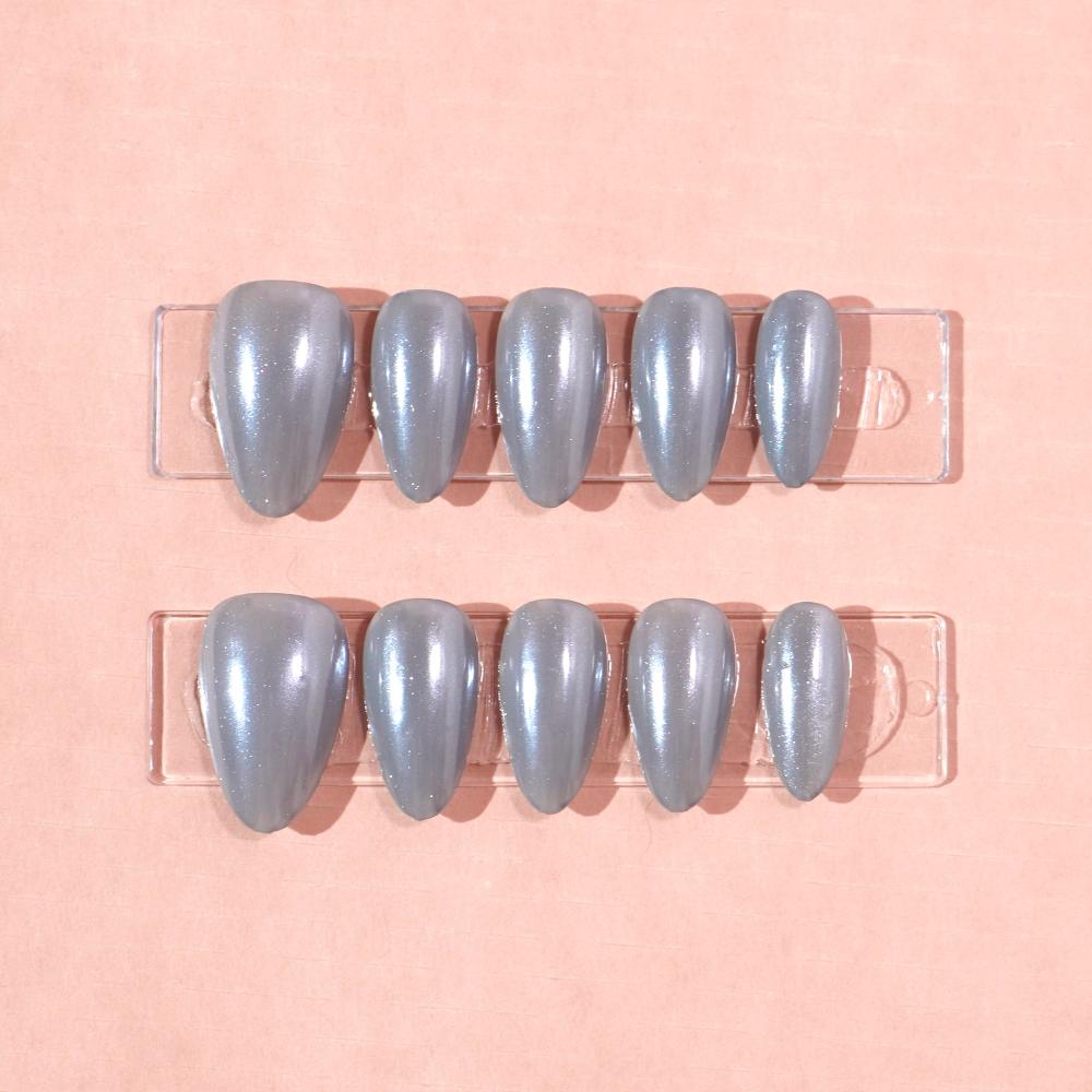 solid blue chrome nail art-sheheraura